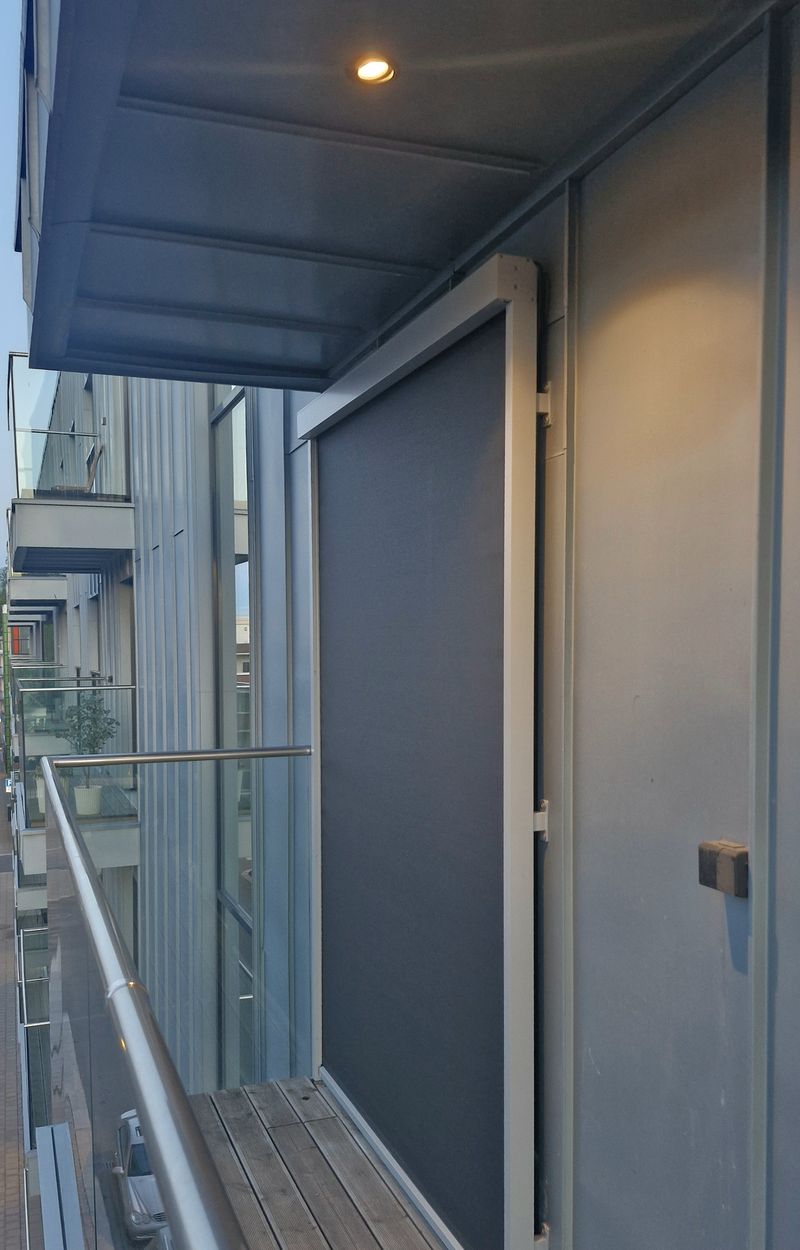 ZIP Screen montert på braketter